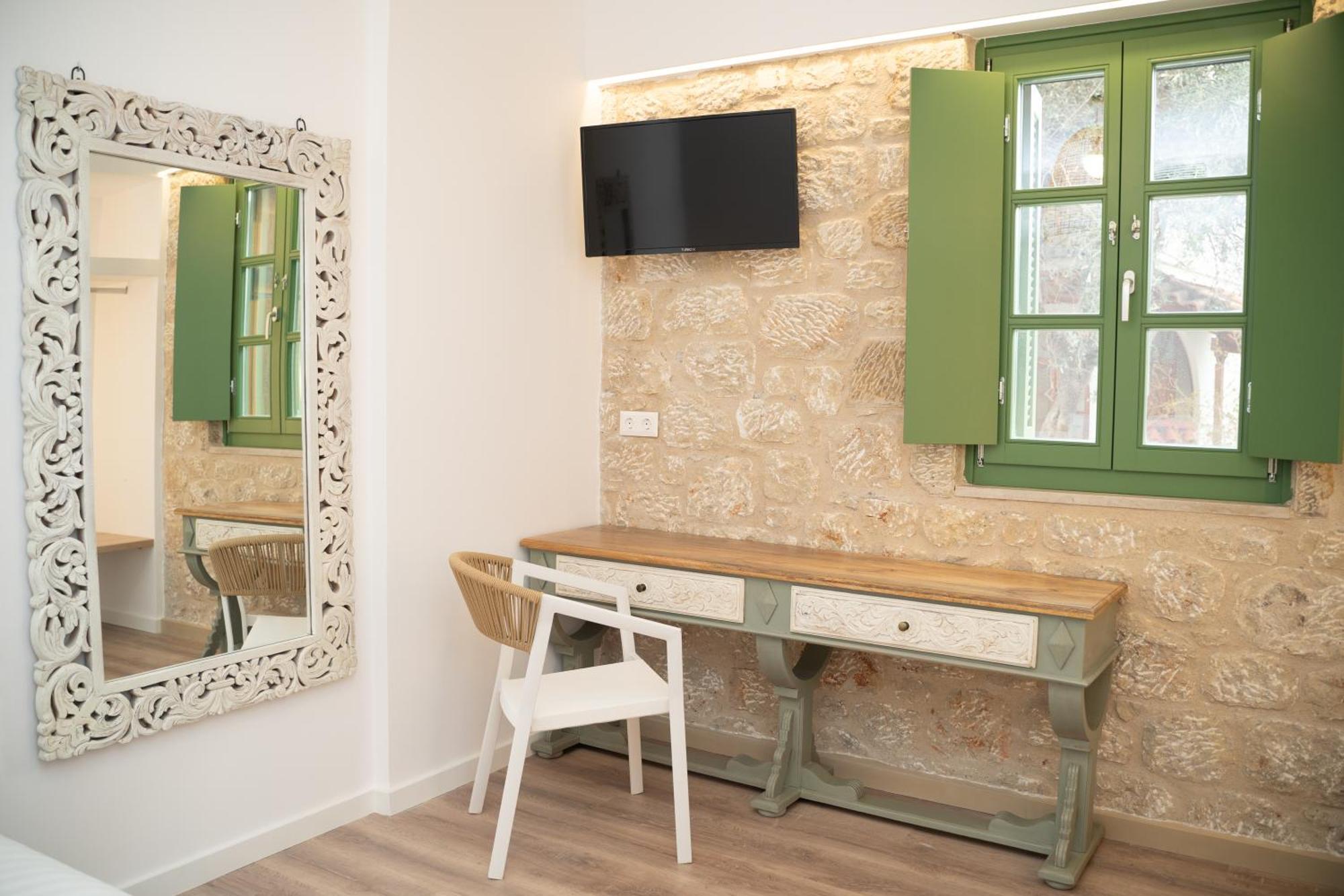 Olvio Suites Kardamíli Kültér fotó