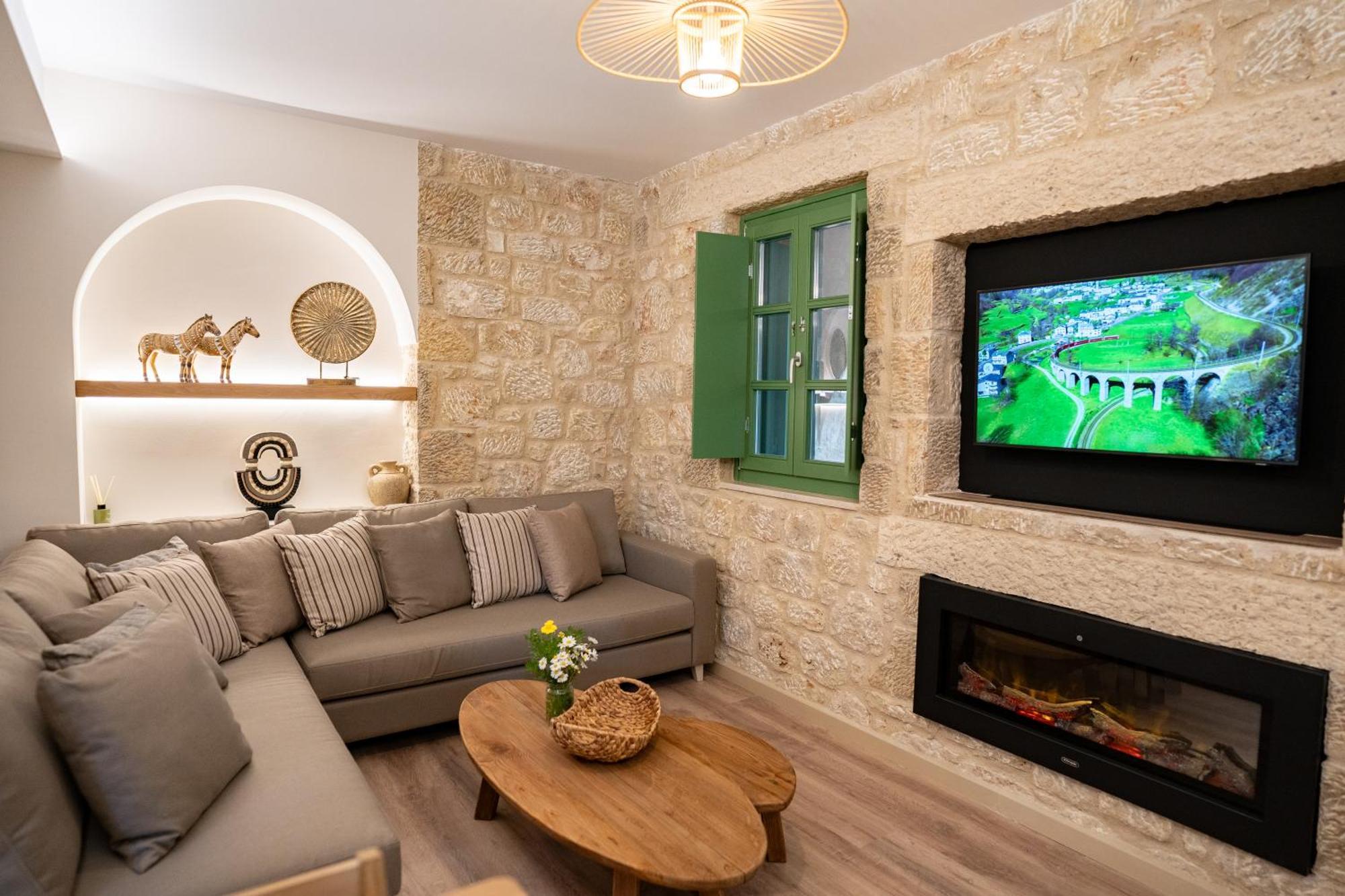 Olvio Suites Kardamíli Kültér fotó