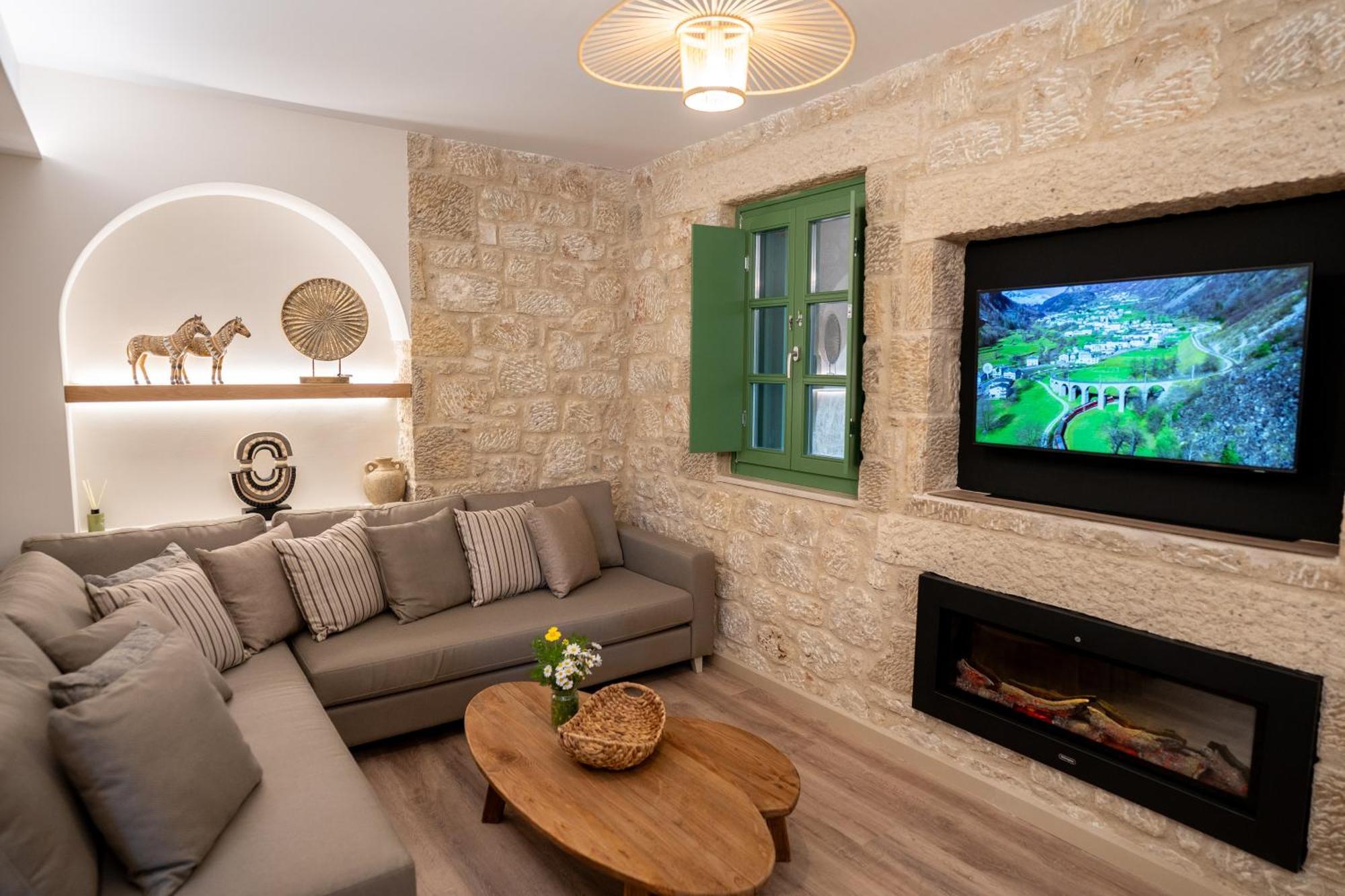 Olvio Suites Kardamíli Kültér fotó